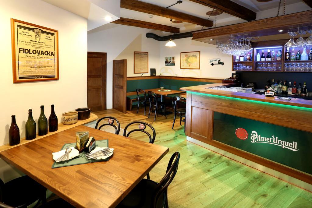 Hotel Koruna Прахатіце Екстер'єр фото